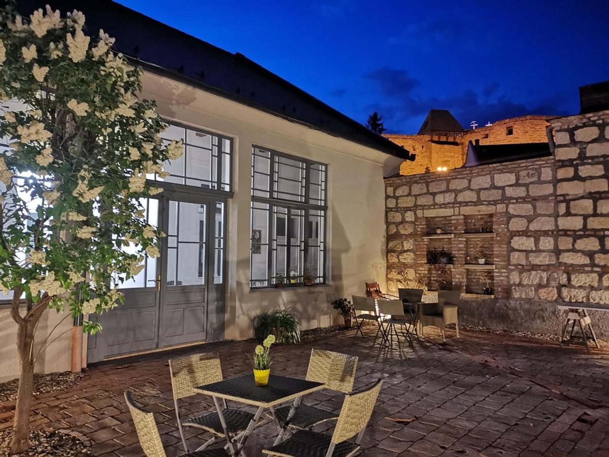 Villa Florencia Eger Extérieur photo