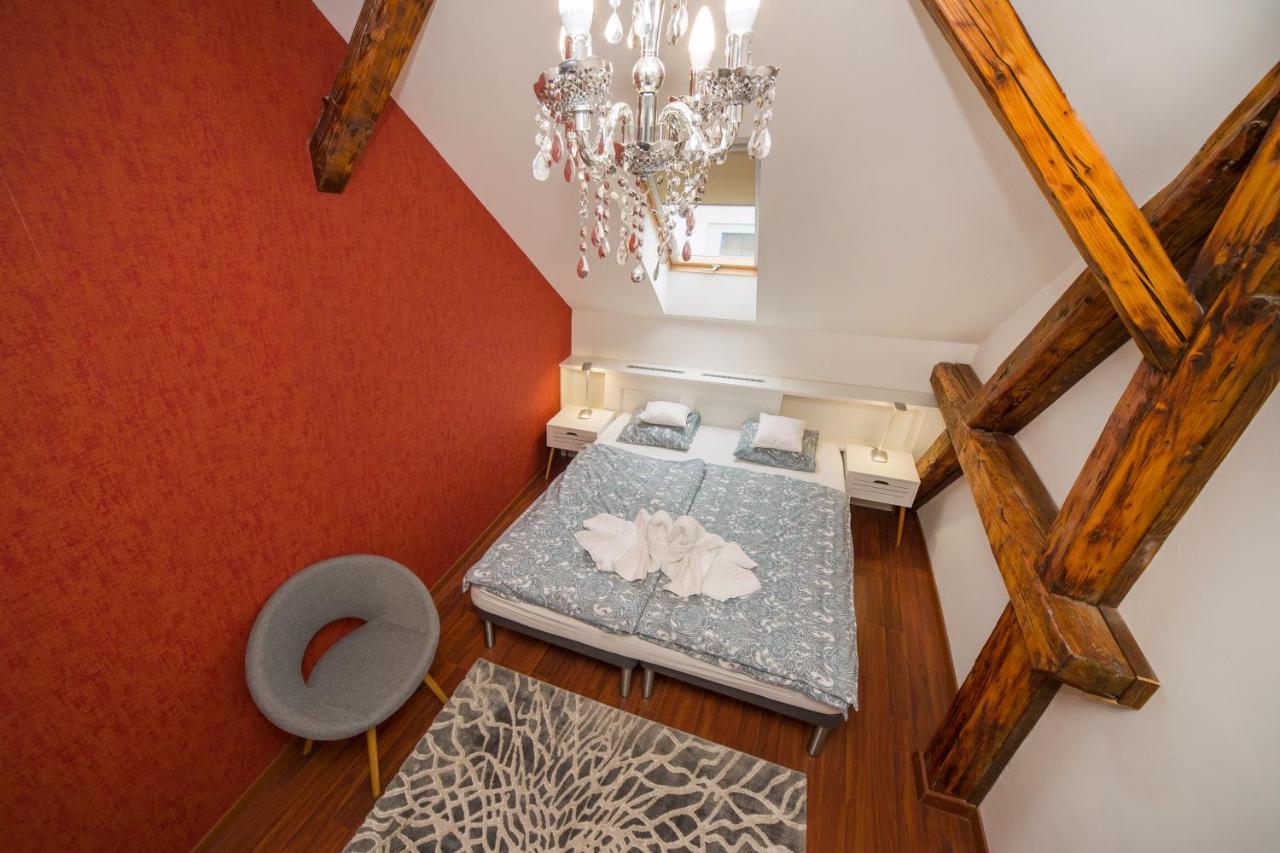 Villa Florencia Eger Extérieur photo