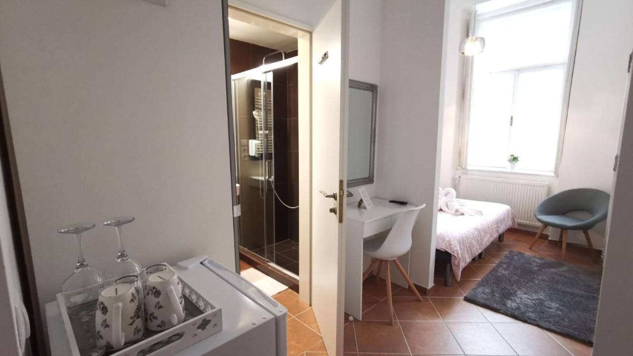 Villa Florencia Eger Extérieur photo