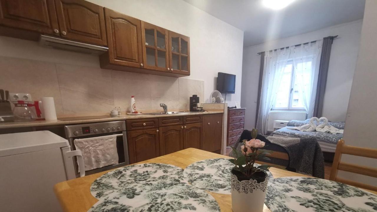 Villa Florencia Eger Extérieur photo