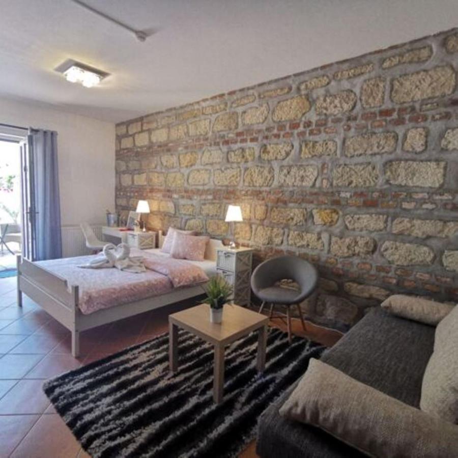 Villa Florencia Eger Extérieur photo