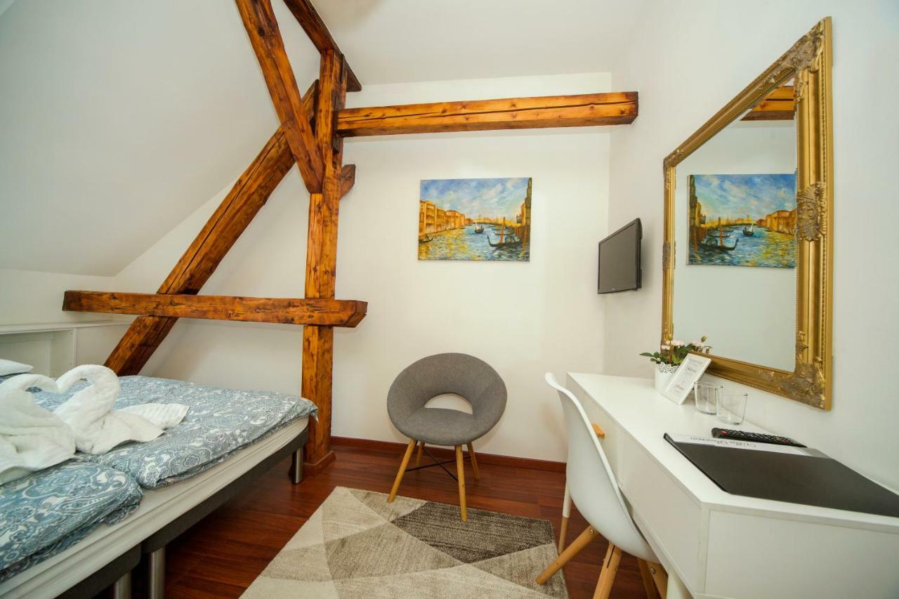 Villa Florencia Eger Extérieur photo