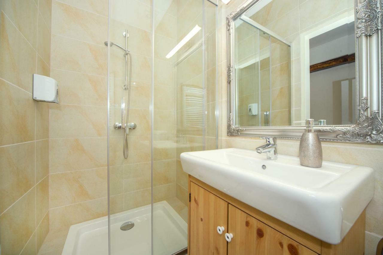 Villa Florencia Eger Extérieur photo